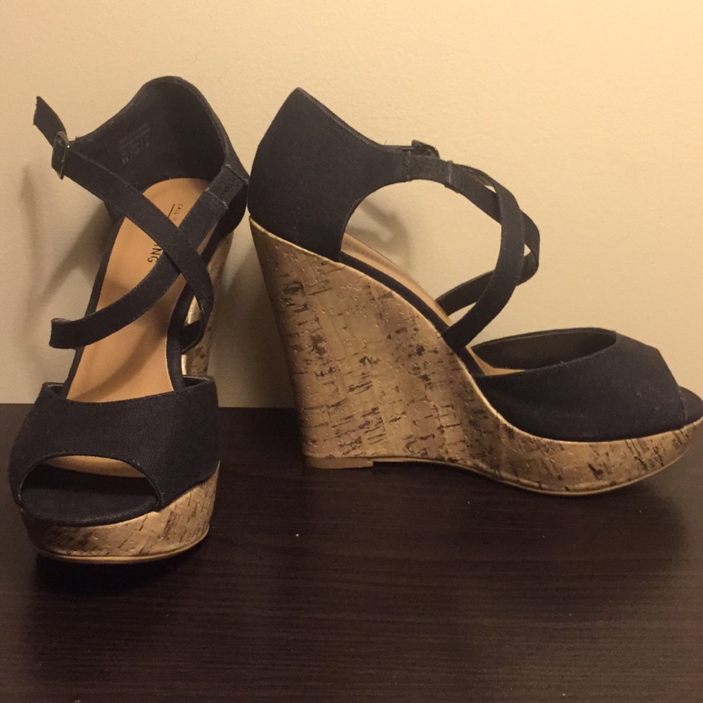 Black Wedge Heels